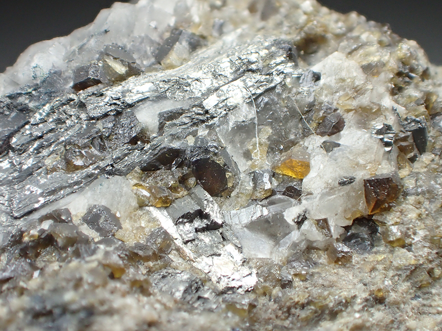 Bismuthinite