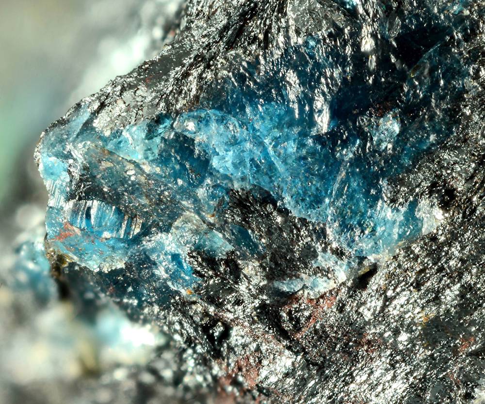 Genthelvite