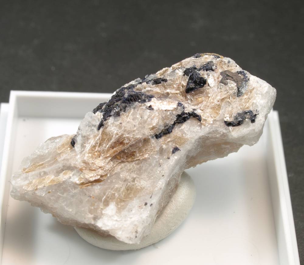 Yoderite