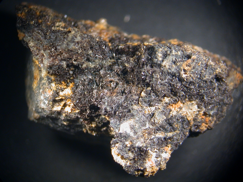 Brackebuschite