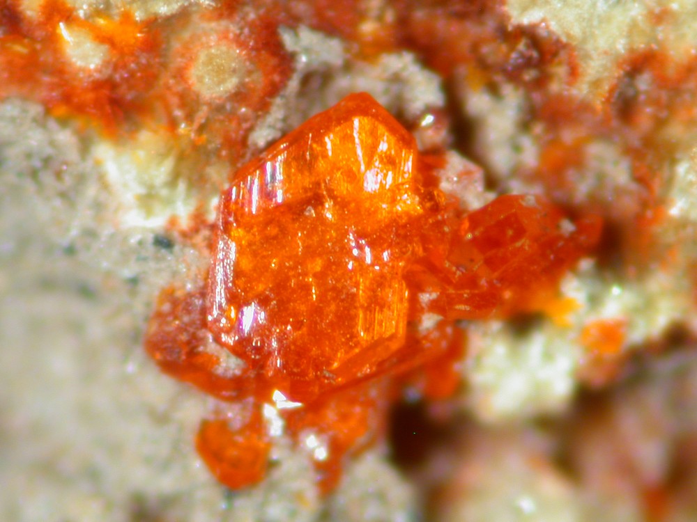 Fourmarierite Lepersonnite-(Gd) & Rutherfordine
