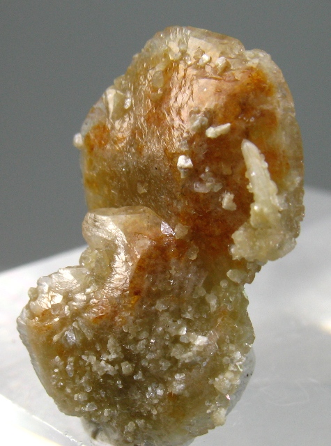 Hydroxylherderite