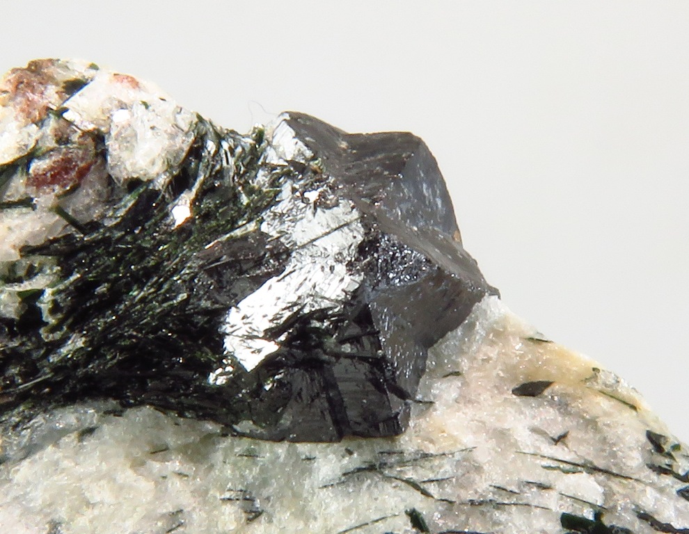 Loparite-(Ce)