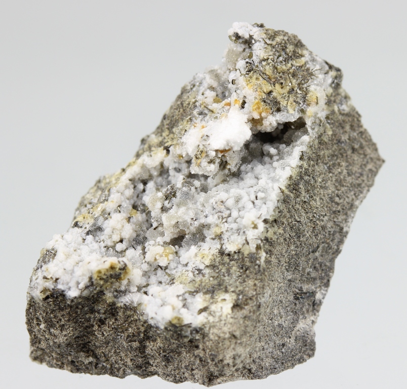 Hielscherite