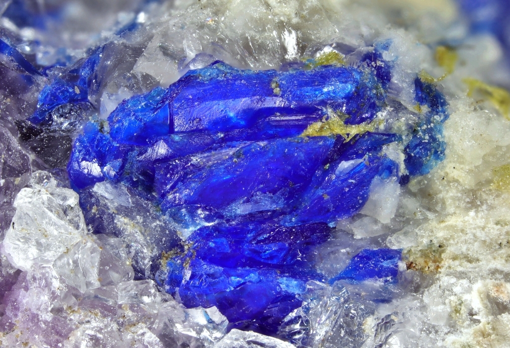 Effenbergerite
