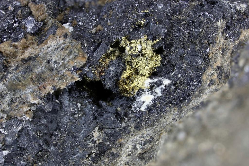 Native Gold & Hessite