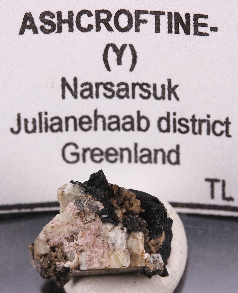 Ashcroftine-(Y)