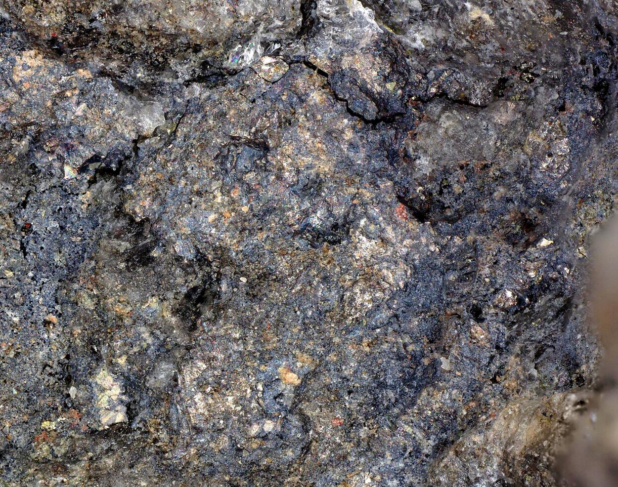 Moschellandsbergite
