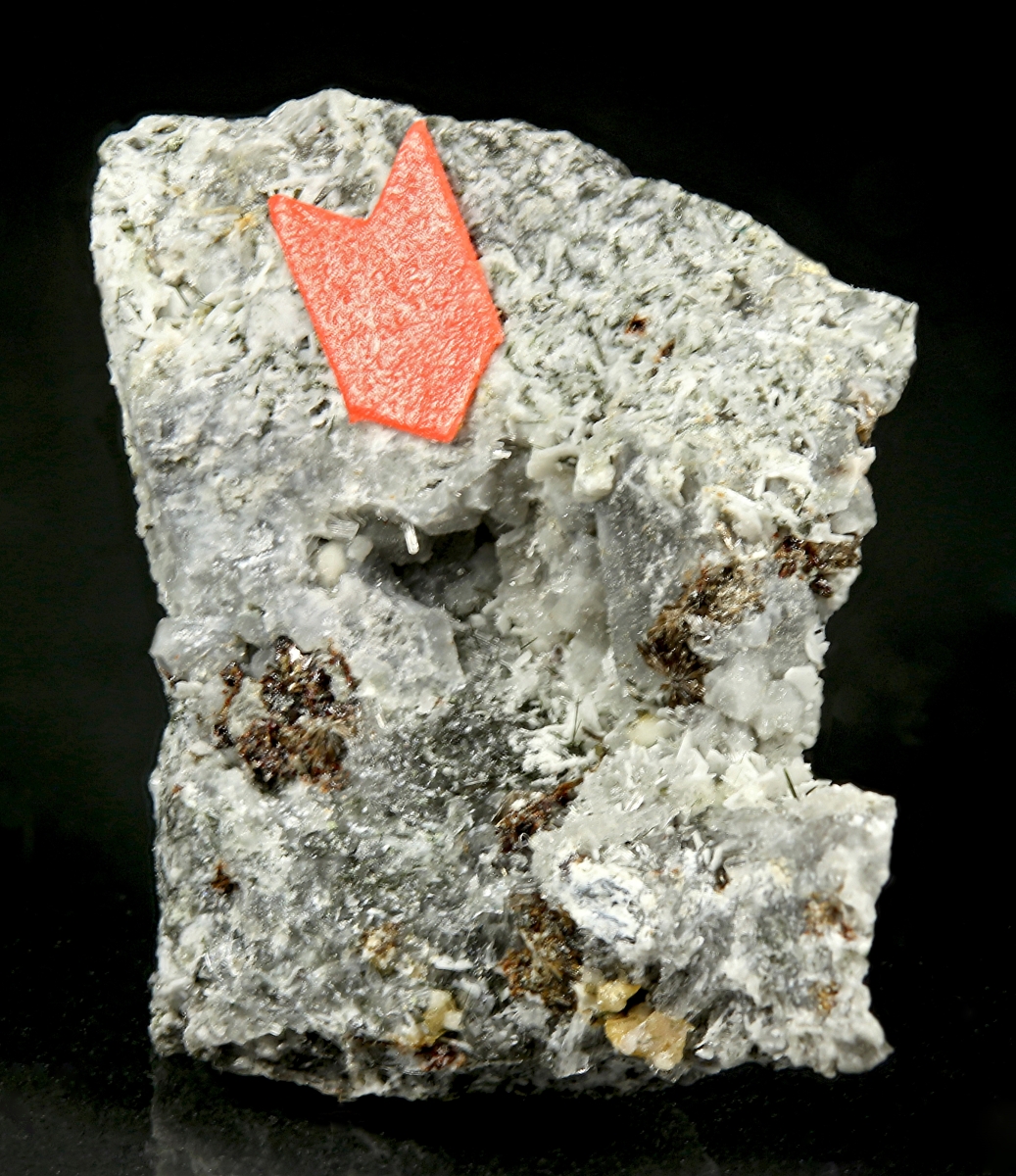 Natrolite Psm Sodalite With Lorenzenite