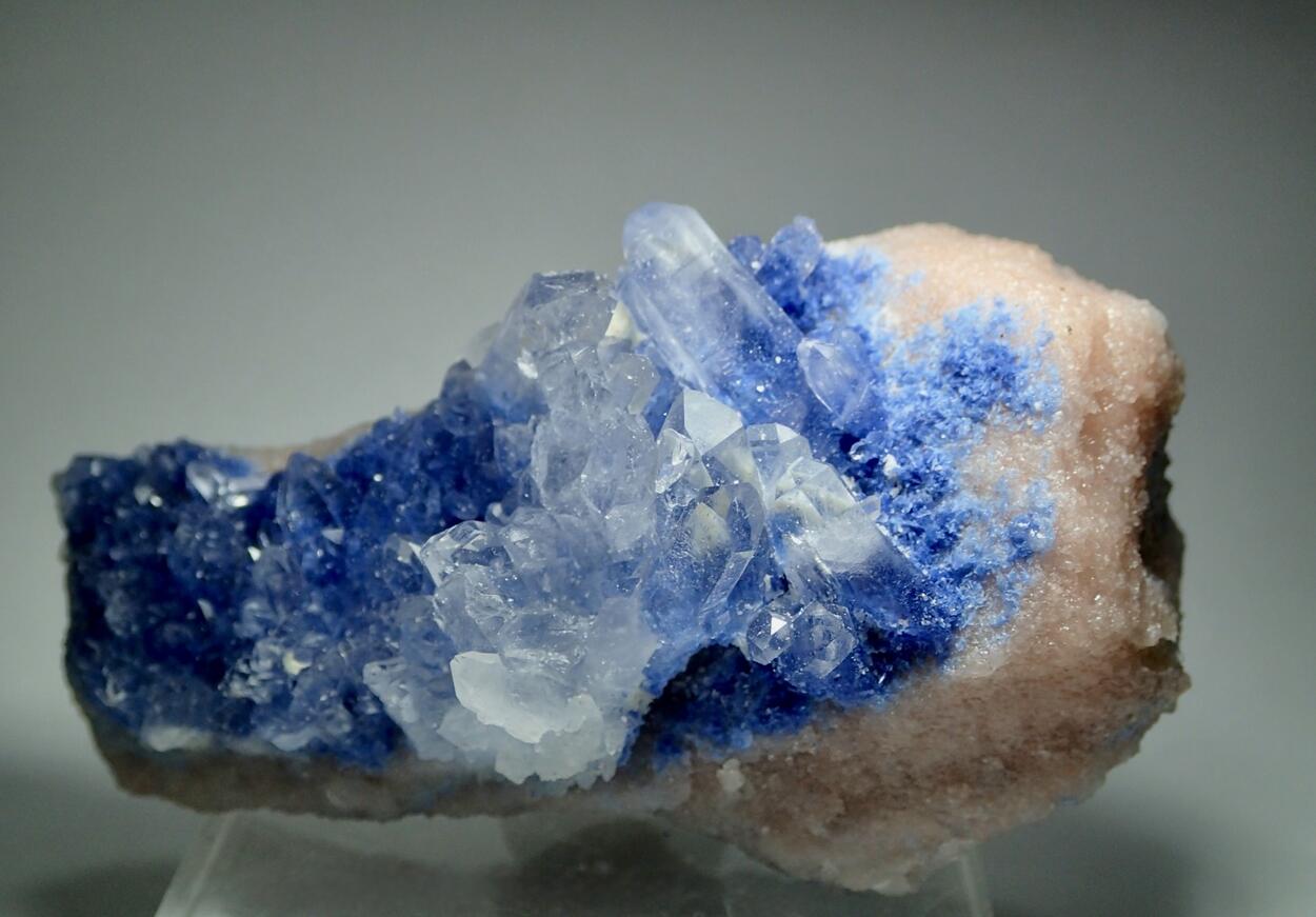 Quartz With Dumortierite Inclusions