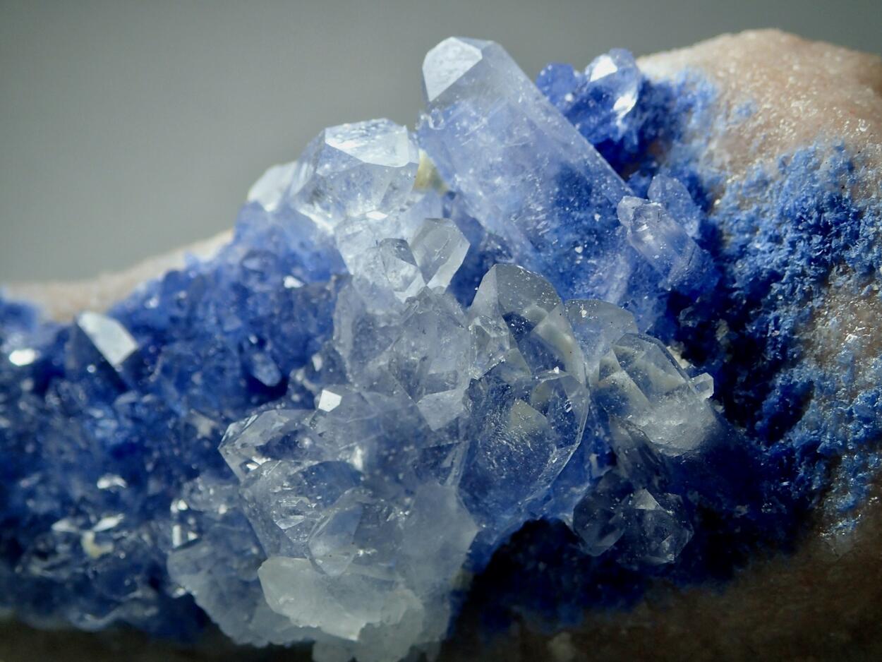 Quartz With Dumortierite Inclusions