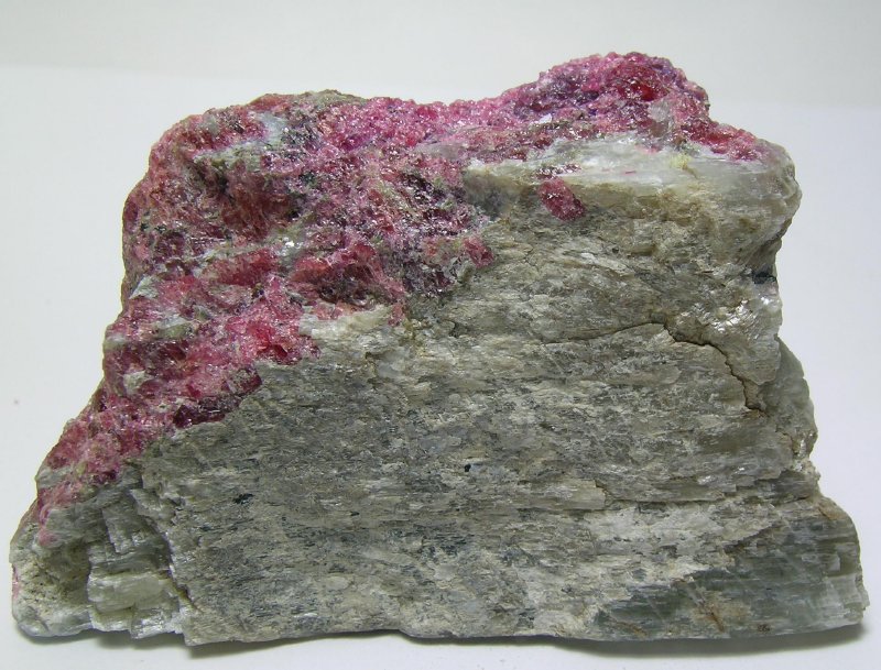 Eudialyte Vlasovite & Agrellite