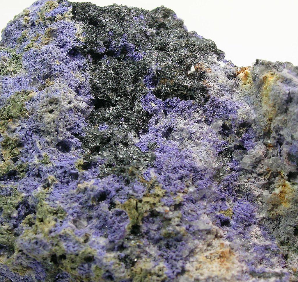 Phosphosiderite & Cryptomelane