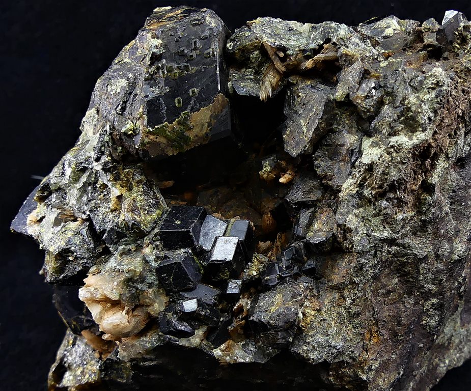 Grossular & Epidote