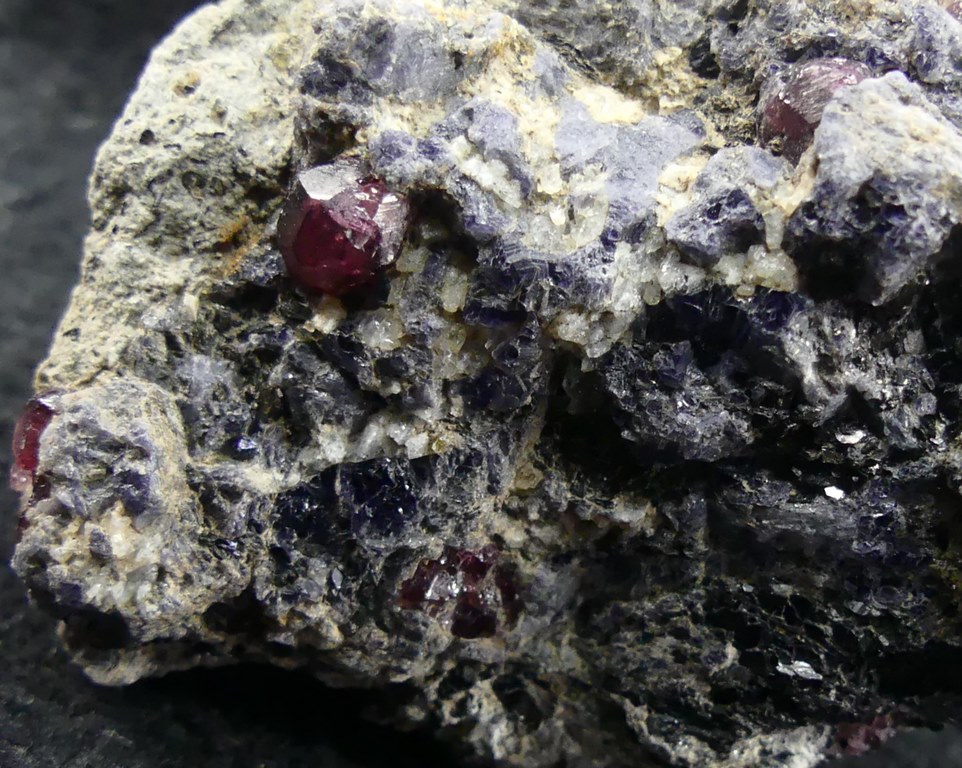 Almandine & Cordierite