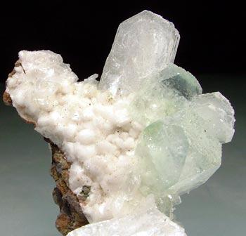 Apophyllite & Stilbite