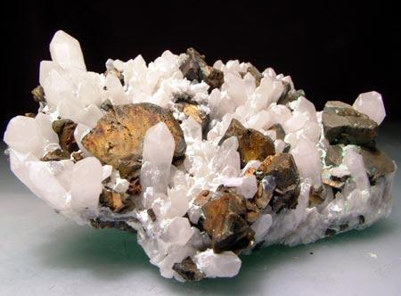 Chalcopyrite & Quartz