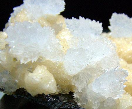Calcite & Dolomite On Quartz