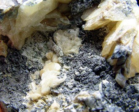 Leadhillite & Anglesite