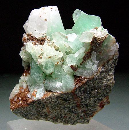 Quartz With Fuchsite Inclusions