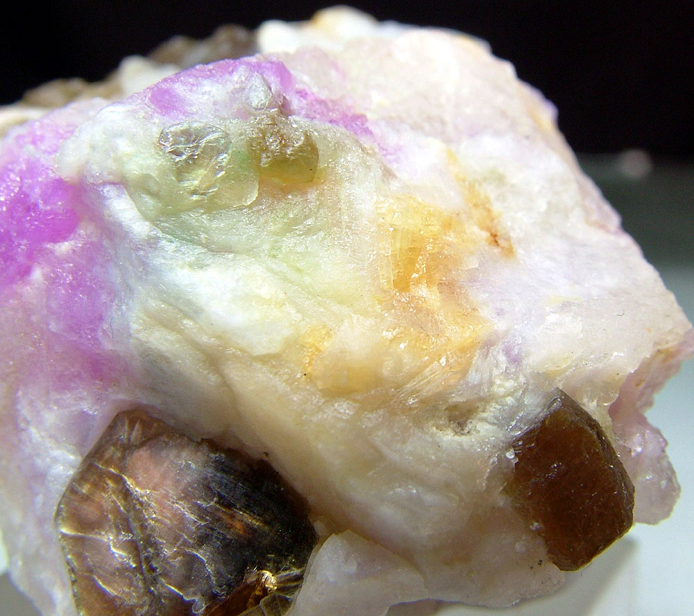 Johachidolite & Hackmanite