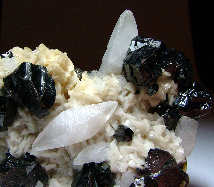 Sphalerite & Calcite On Ankerite