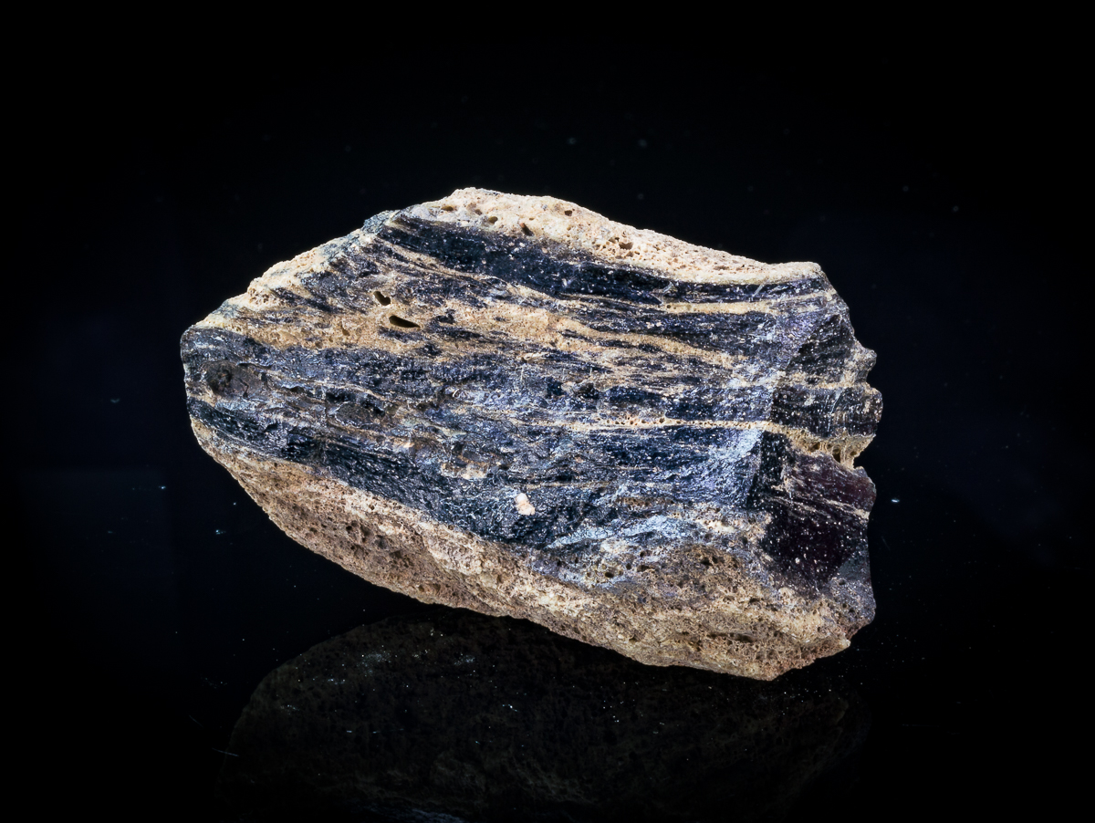 Tektite