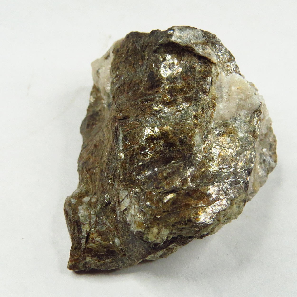 Kupletskite-(Cs)