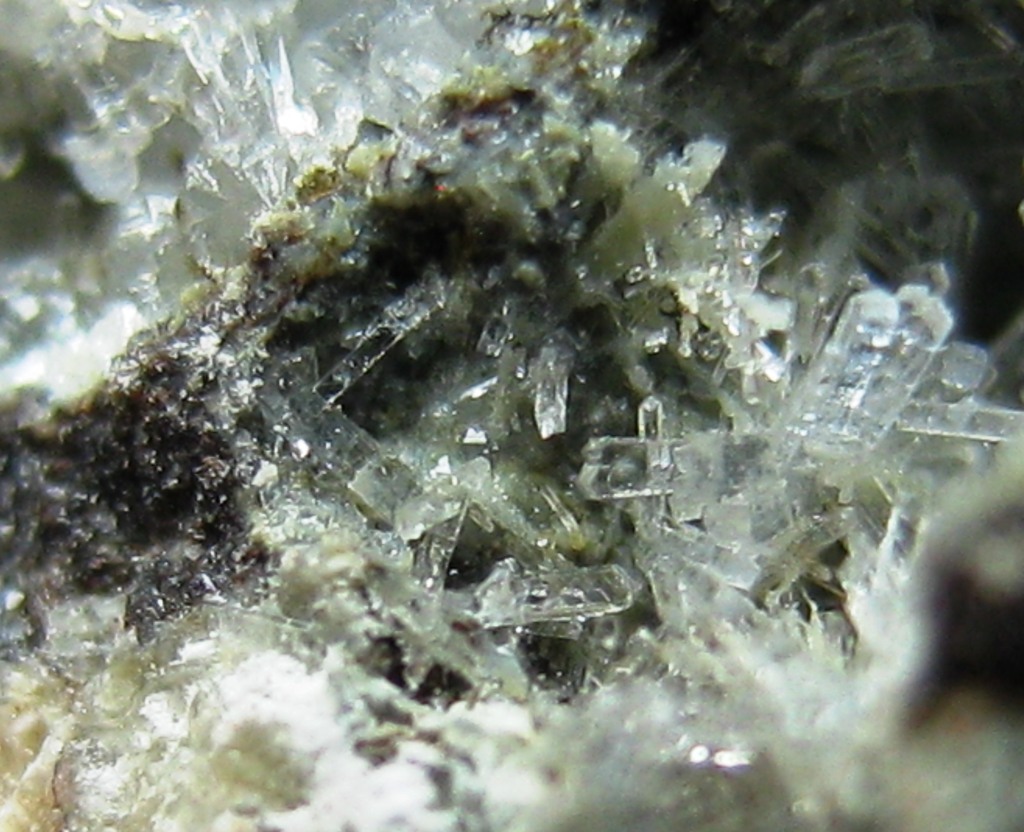 Montesommaite