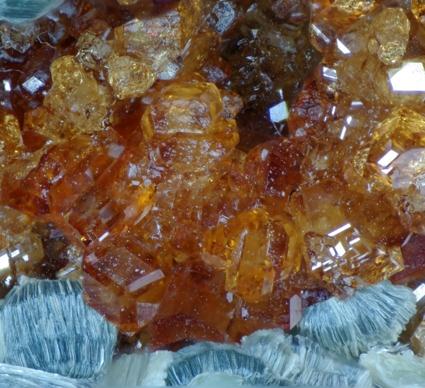 Hessonite & Clinochlore