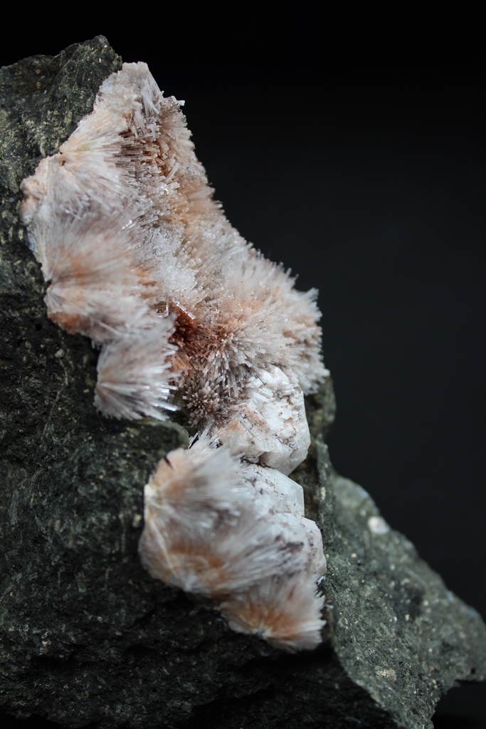 Natrolite & Analcime