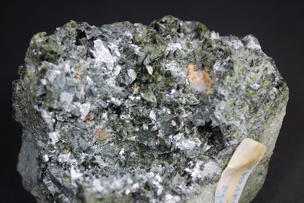 Traversellite