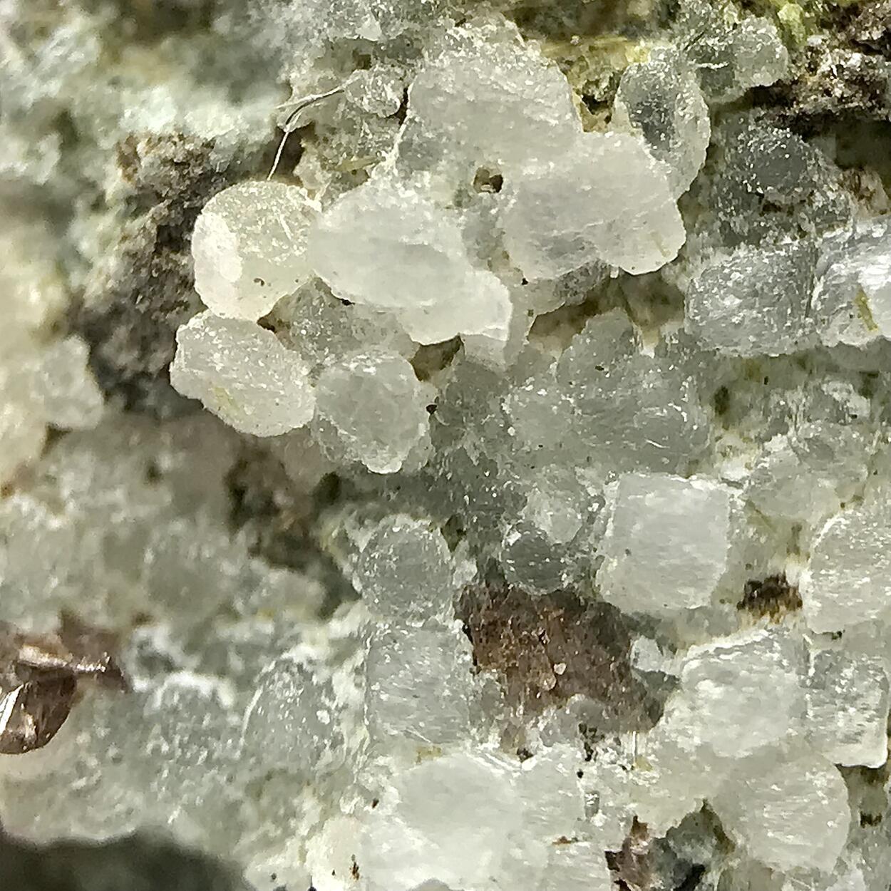 Axinite-(Fe)