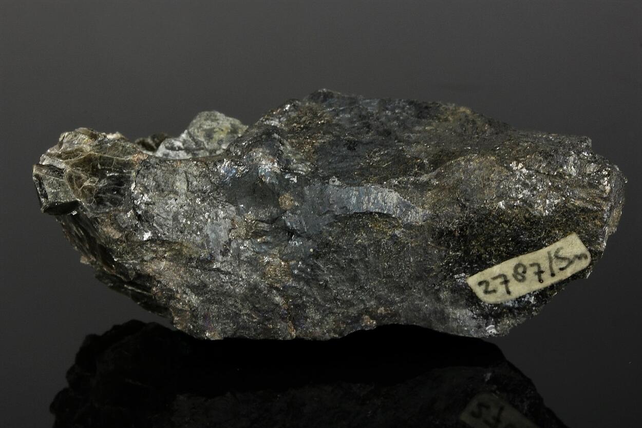 Stannite With Zinnwaldite