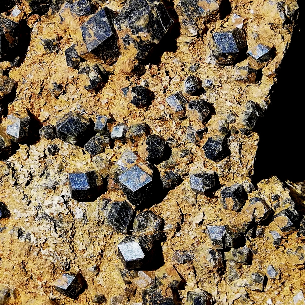 Andradite Var Melanite