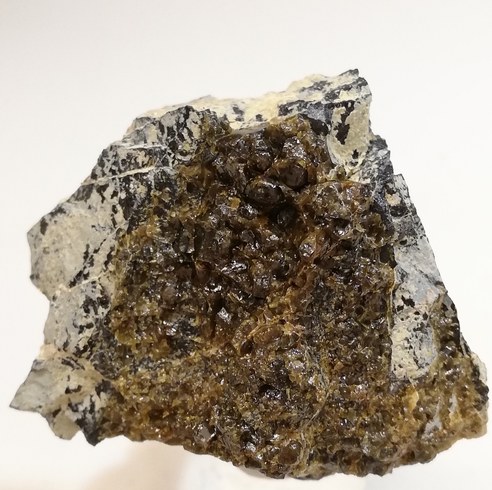Liandratite