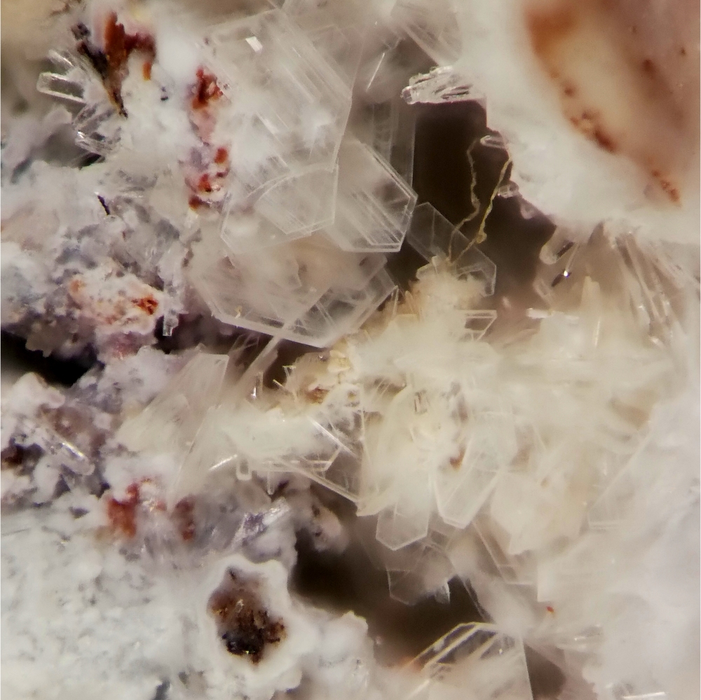 Hydrocalumite