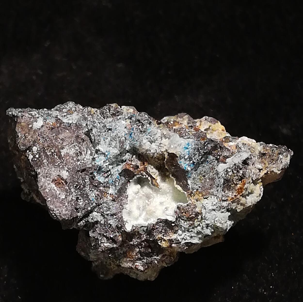 Wroewolfeite & Linarite
