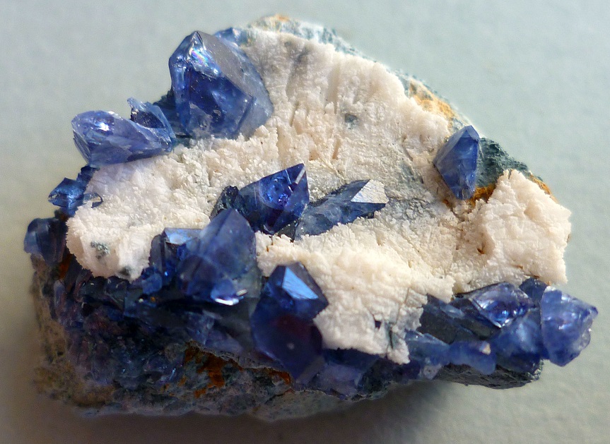 Benitoite & Natrolite