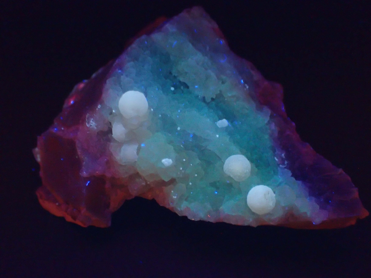 Dolomite & Chalcedony