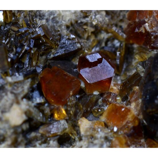 Garnet Var Hessonite & Vesuvianite