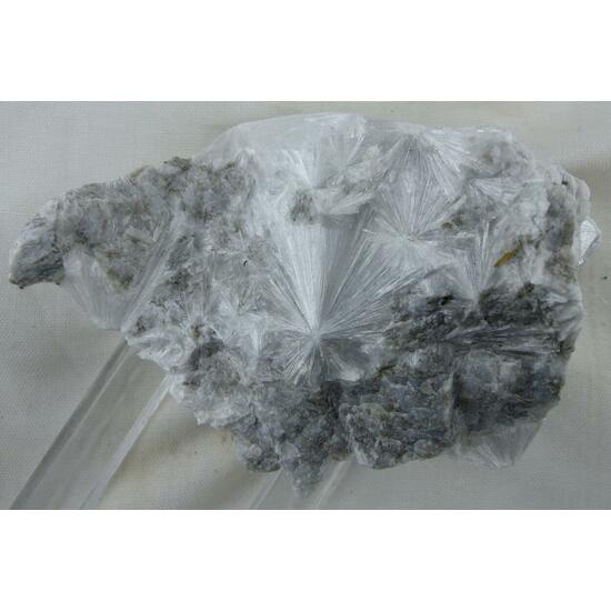 Hydroboracite