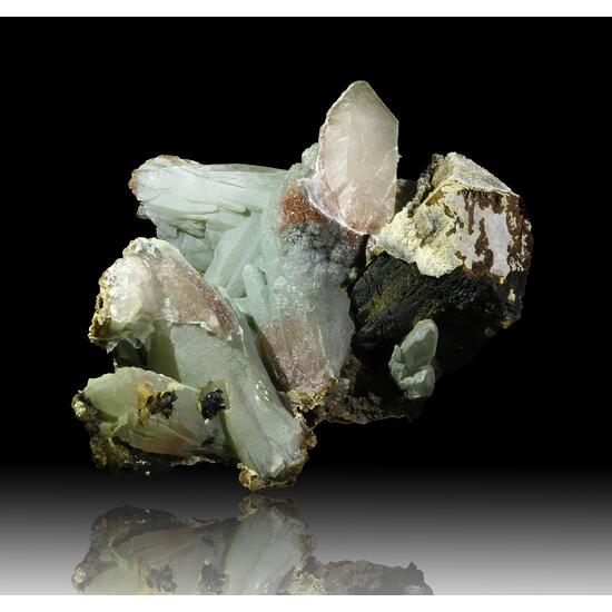 Prase Sceptre Ilvaite & Calcite