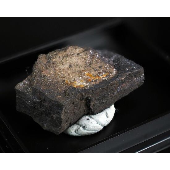 Sarkinite