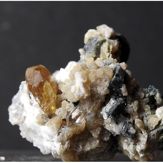 Apatite Hydroxylherderite & Siderite