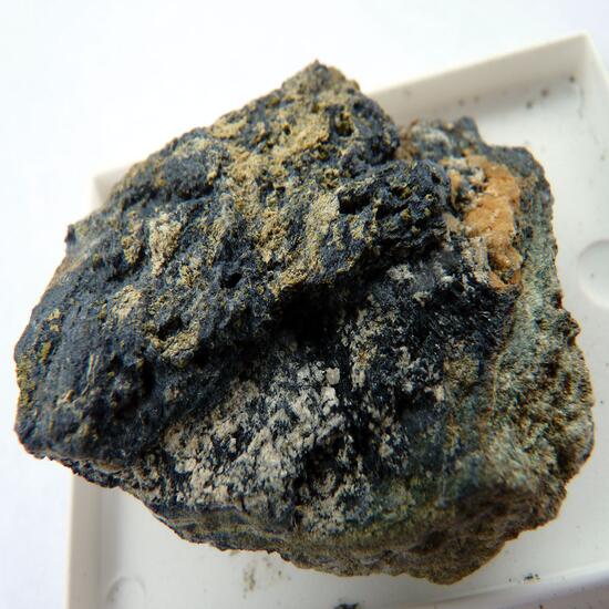 Ferro-glaucophane