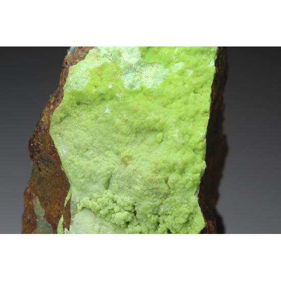 Kambaldaite