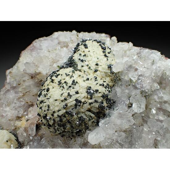 Prehnite & Clinochlore & Quartz