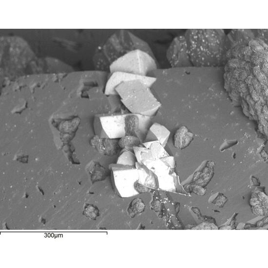 Hingganite-(Y)