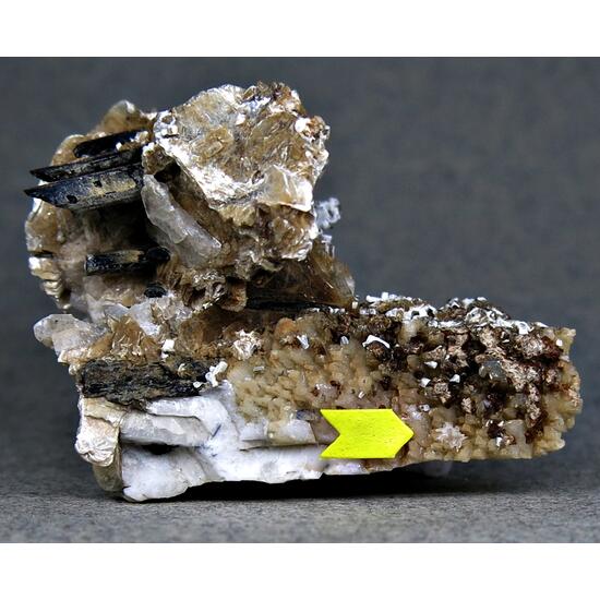 Behoite Gonnardite & Polylithionite